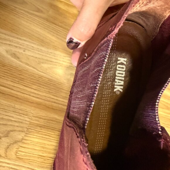 Kodiak Low Rider Chelsea Boot Womens Size 9 Red Leather - Picture 7 of 8